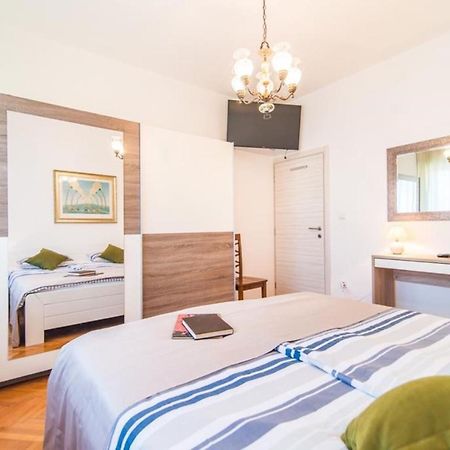 Villa Amalija - Apartment Amy 메덜린 외부 사진